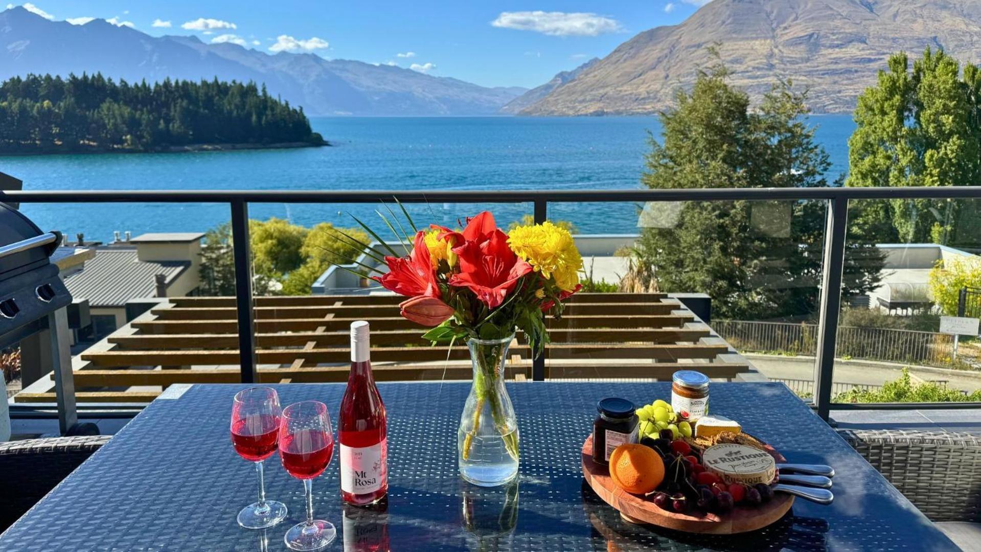 Lakefront Luxury 912 The Beacon 3 Bedroom كوينستاون المظهر الخارجي الصورة
